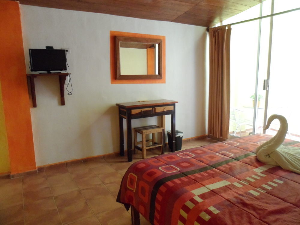 Hotel El Hormiguero Playa del Carmen Zewnętrze zdjęcie