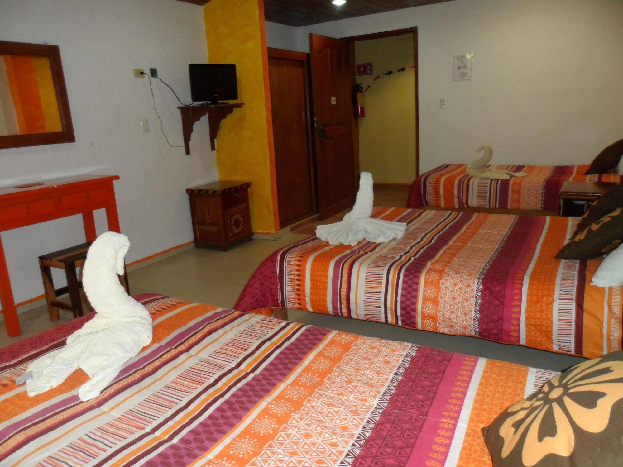 Hotel El Hormiguero Playa del Carmen Zewnętrze zdjęcie